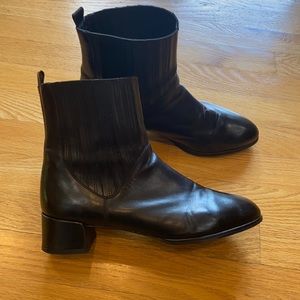Stuart Weitzman Slash Boots, almost new!